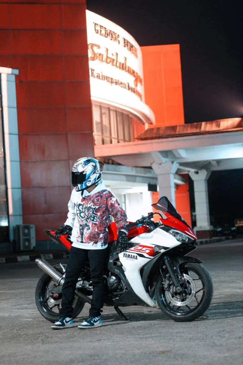 White Hand-Painted My Chemical Romance Hoodie – Unique Streetwear Jacket with Punk Rock & Emo Art Design